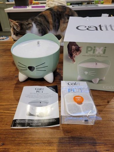 Catit Pixi cat water fountain
