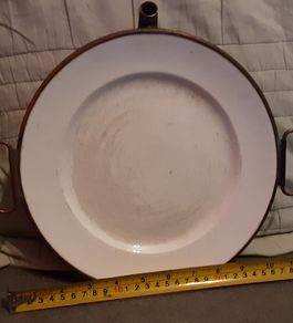 very collectable possibly antique warm plate