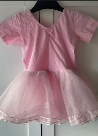 Pink ballet short sleeved tutu