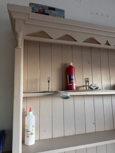 Dresser display unit