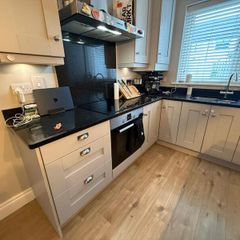 Complete Kitchen with Quartz Worktops & all appliances