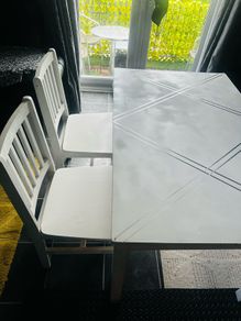 Dinning table