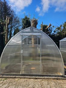 Arrow polycarbonate greenhouses