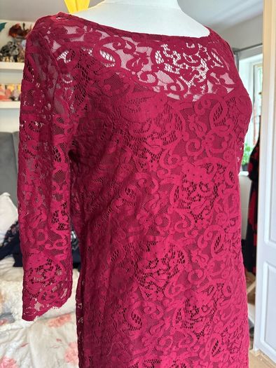 Sleeved dress