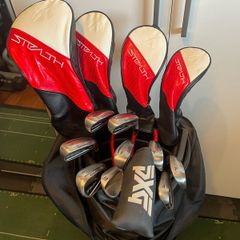 TaylorMade Stealth Golf Set