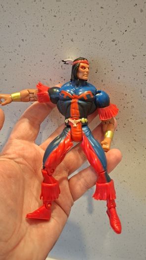 Vintage Rare 1998 Marvel Figures x9