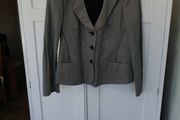 Betty Barclay Black/White very small check Jkt. Size 18