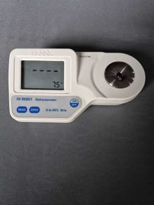 Hanna HI 96801 Digital Refractometer
