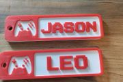 Personalised Gamer Keyring Custom Name Gaming Keychain Large Gamer Gift Custom Colour Keyring Personalised Name Tag Gaming Accessories Boys Girls Kids Teen Gamer Present Birthday Gift Backpack School Bag Tag Video Game Controller Style Customised Keychain
