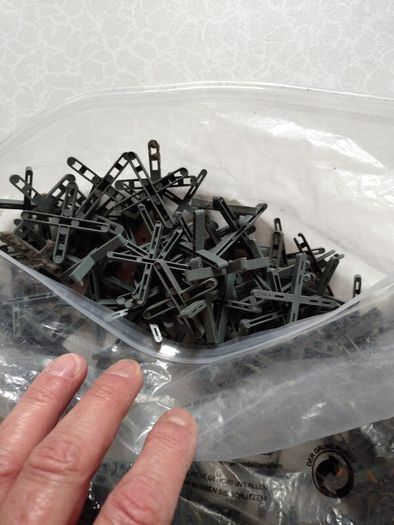 Bag Of Tile Spacers (new).