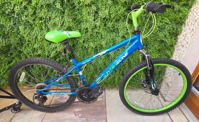 Apollo kids bike 24in wheels