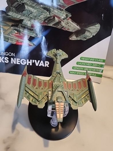 star trek eaglemoss klingon iks negh'var model