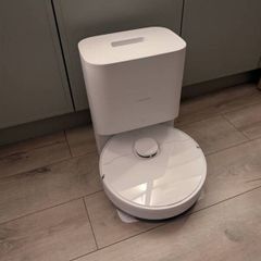 Dreame D10 plus ( quick sell ) robot hoover