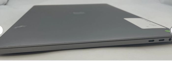 Apple MacBook Pro 16" A2141 macOS Tahoe i7-9750H 2.60GHz, 16GB RAM, 500GB SSD, Touch-Bar Laptop