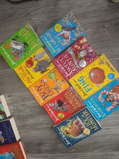 David walliams collection of books