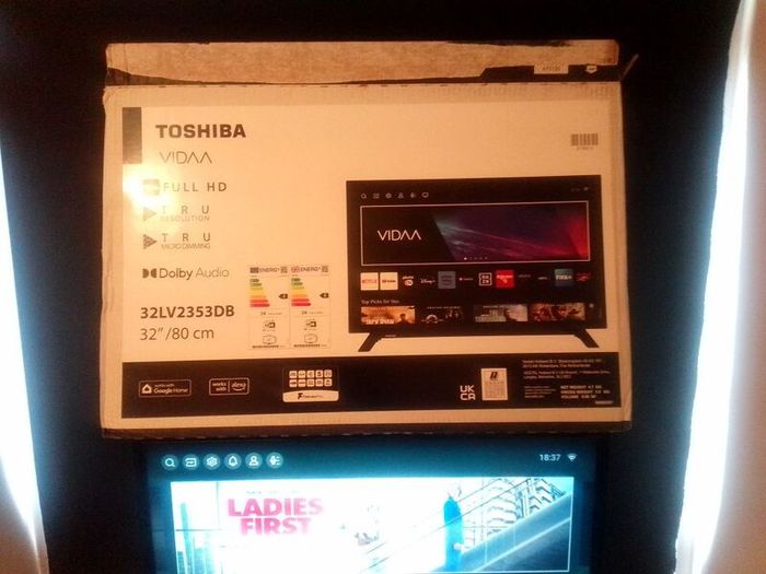 32"