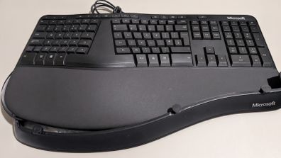 Microsoft Ergonomic Keyboard Model 1878 Like New with Riser