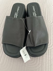 BNWT Dunnes Black Sandals Size 8
