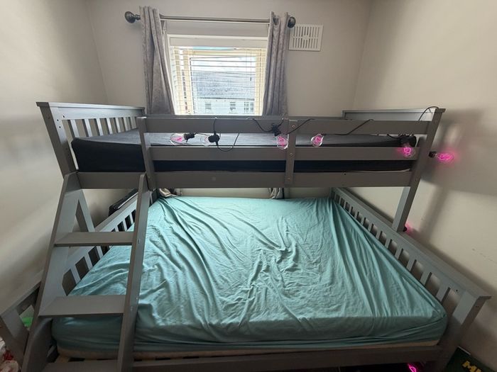 double & single bunk bed