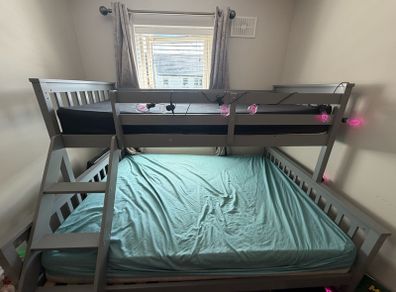 double & single bunk bed