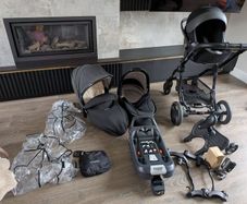 Egg 2 All Black Travel System & Tandem Bundle (With Extras & ISOFIX)