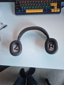 plantronics headphones