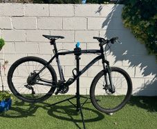 Specialized Hardrock Mountain Bike