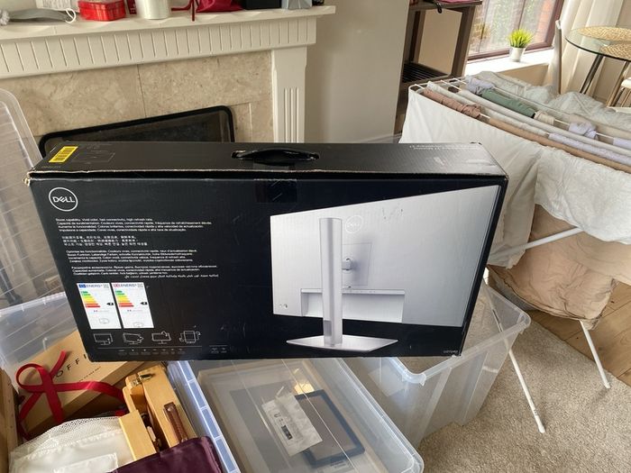 Dell Ultrasharp 27 Monitor (U2724D)