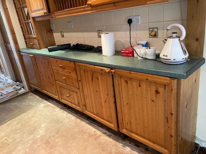 Pine kitchen in great condition