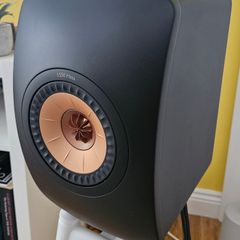 Kef LS50 Meta speakers