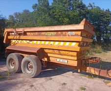 Dooley dump trailer