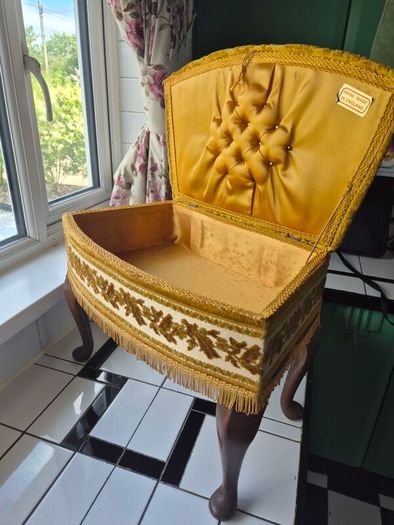 Vintage MidCentury 1950s Tapestry sewing box foorstool