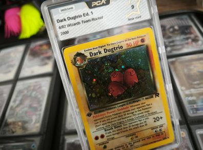 Dark Dugtrio ! FIRST EDITION ! PCA 9 ! Near Mint ! from team Rocket Set ! 2000 ! Pokemon Card !