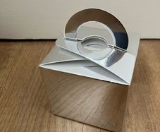 24 Favour boxes