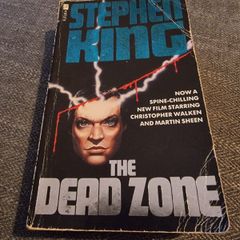 The Dead Zone. Stephen King. 1987 edition