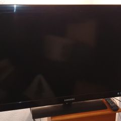 Samsung 42 inch TV