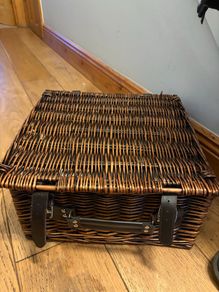 Two-Person Wicker Picnic Hamper with Crockery and Cutlery Set in Excellent Condition