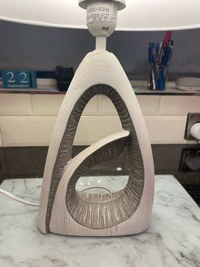 bedside/table lamp