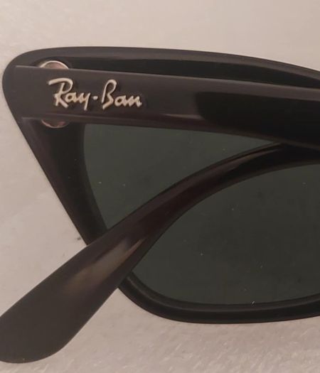 Brand New Childrens RayBan Miss Burbank Kids