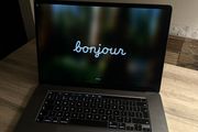 Apple MacBook Pro 16 2019 i7 16GB RAM 512GB SSD Space Grey