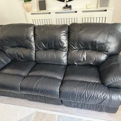 Black Leather Recliner Couch 3 Seater & 2 Seater