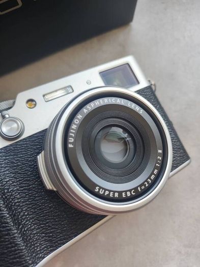 Fujifilm X100VI silver