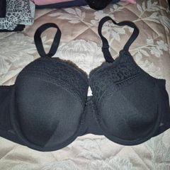 Bra 38D