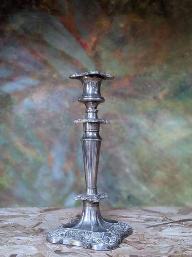 Candle holder