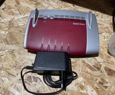 Fritz Box 7390 wifi router dect station