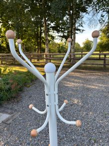coat stand