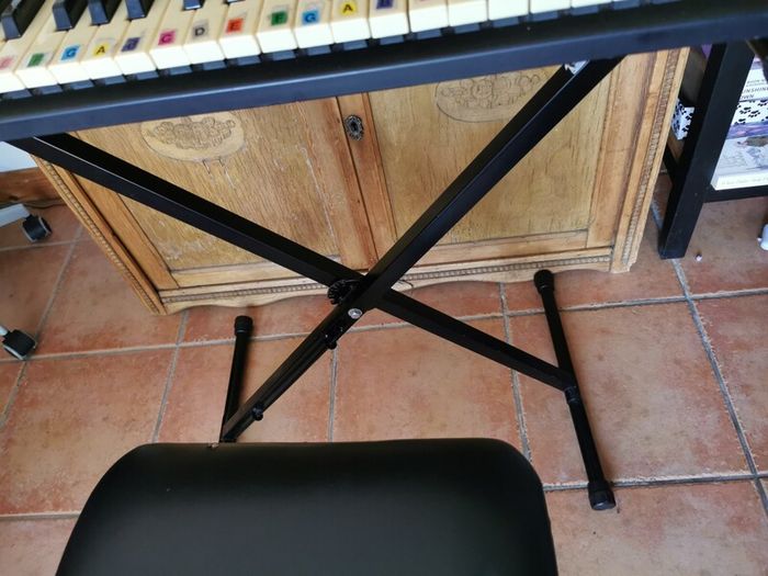 electronic keyboard 54 keys