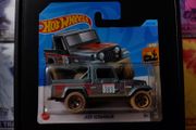 Jeep Scrambler ! from Baja Blazers Series ! Hot Wheels ! Mattel !