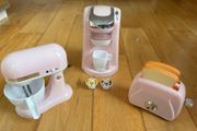 Classy Kitchen Appliance Set