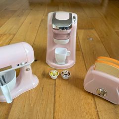 Classy Kitchen Appliance Set